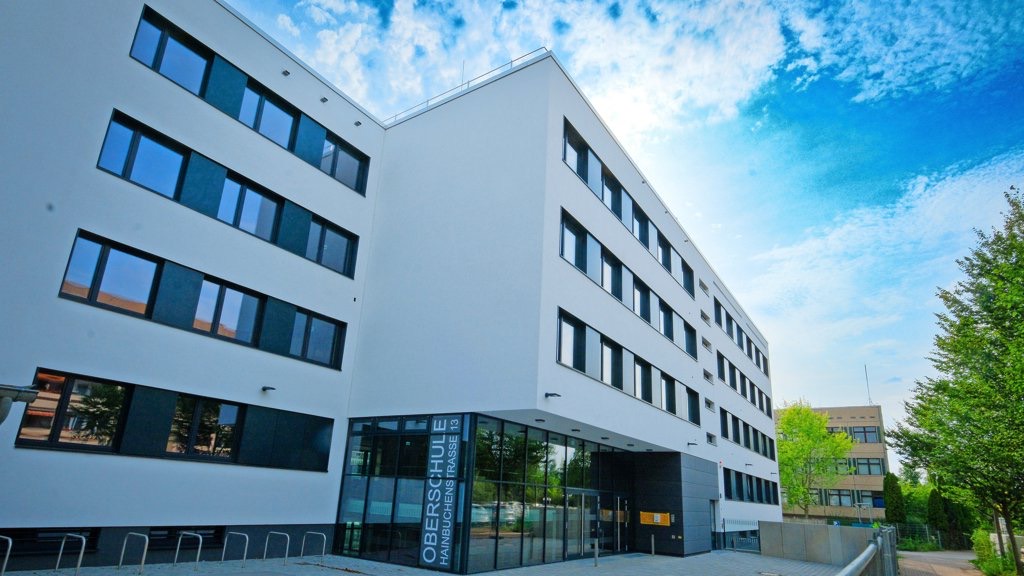 Oberschule Hainbuchenstraße 13, Leipzig